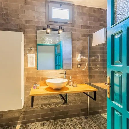 Avlu Palamutbuekue * Datca