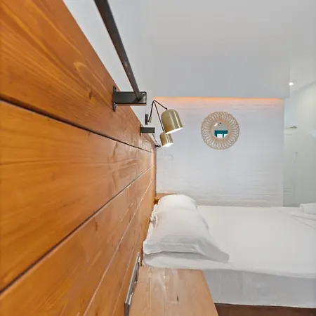 Avlu Palamutbuekue * Datca