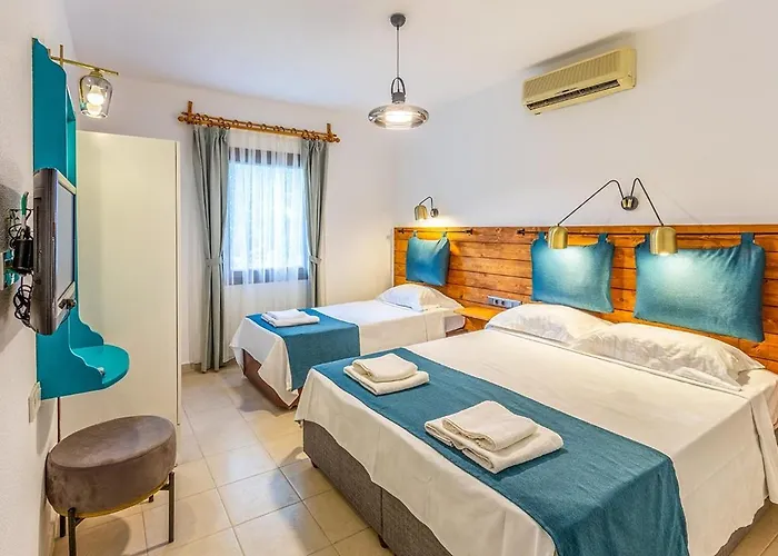 Avlu Palamutbuekue * Datca