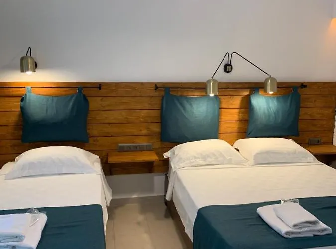 Avlu Palamutbuekue * Datca