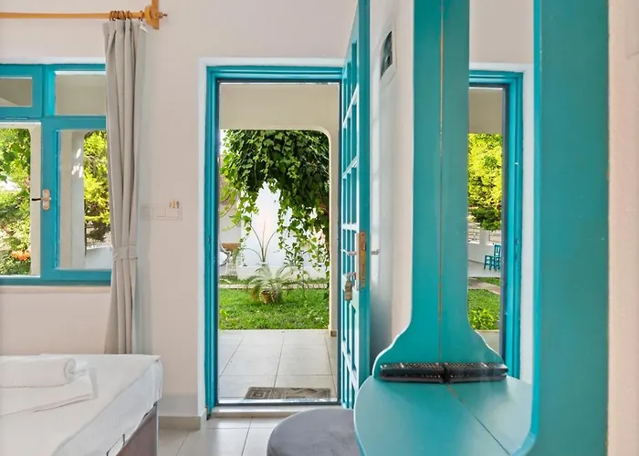 Hotel Avlu Palamutbuekue *