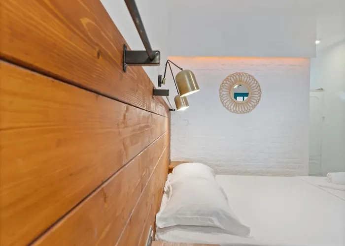 Avlu Palamutbuekue * Datca