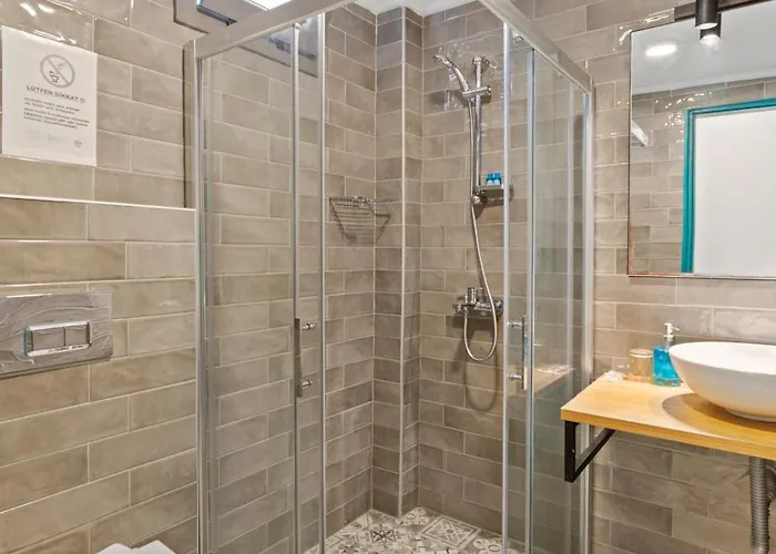 Avlu Palamutbuekue Hotel