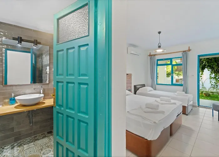 Avlu Palamutbuekue Hotel *