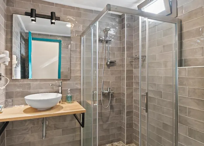 Avlu Palamutbuekue Hotel Datca